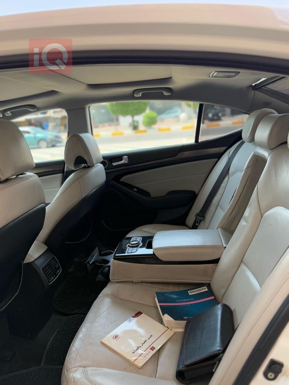 Kia Cadenza